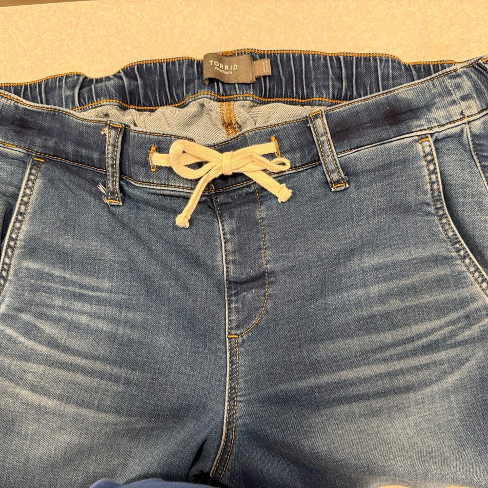 Torrid Denim Joggers with Cream Tie medium wash